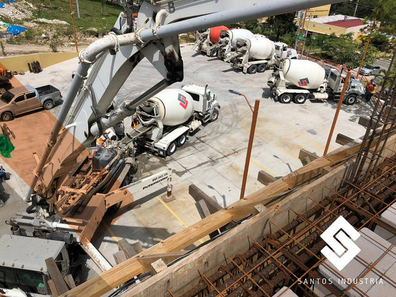 Te llevamos el concreto a cualquier altura con nuestros sistemas de bombeo